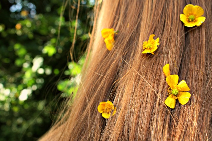 Flowersinhair